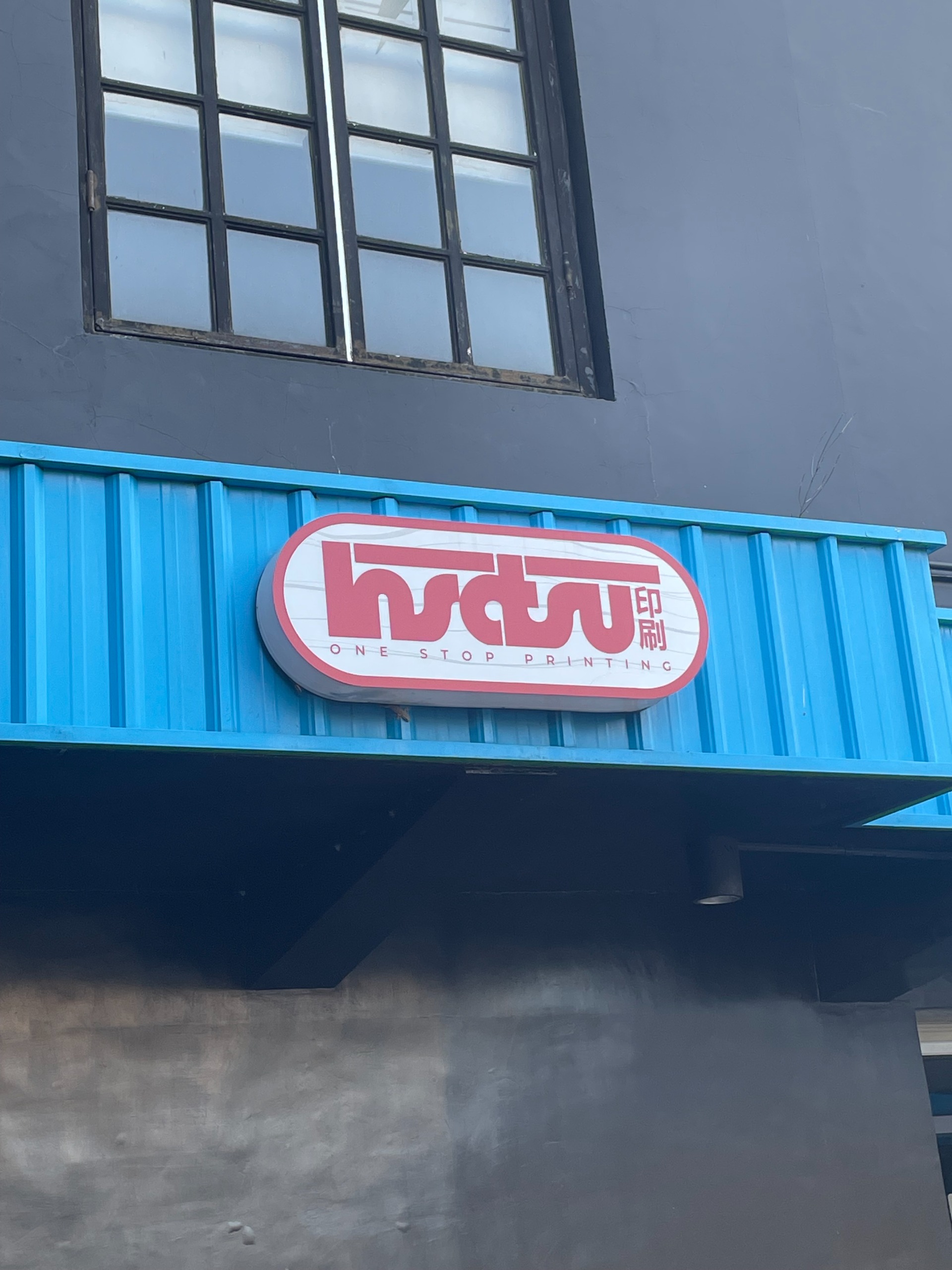 Tips Memilih Vendor Konveksi untuk Pesanan Custom Desain